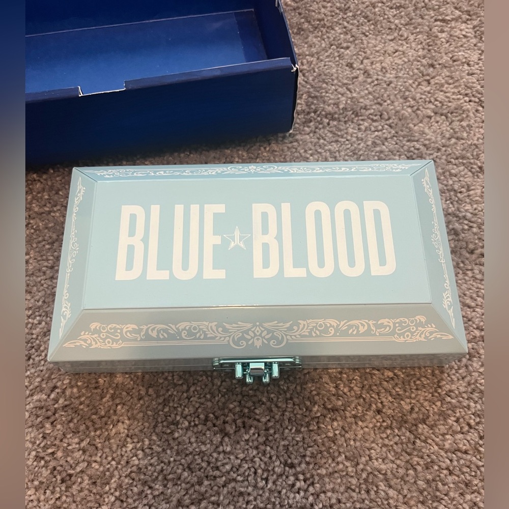 Jeffree Star Blue Blood Palette - BNIB